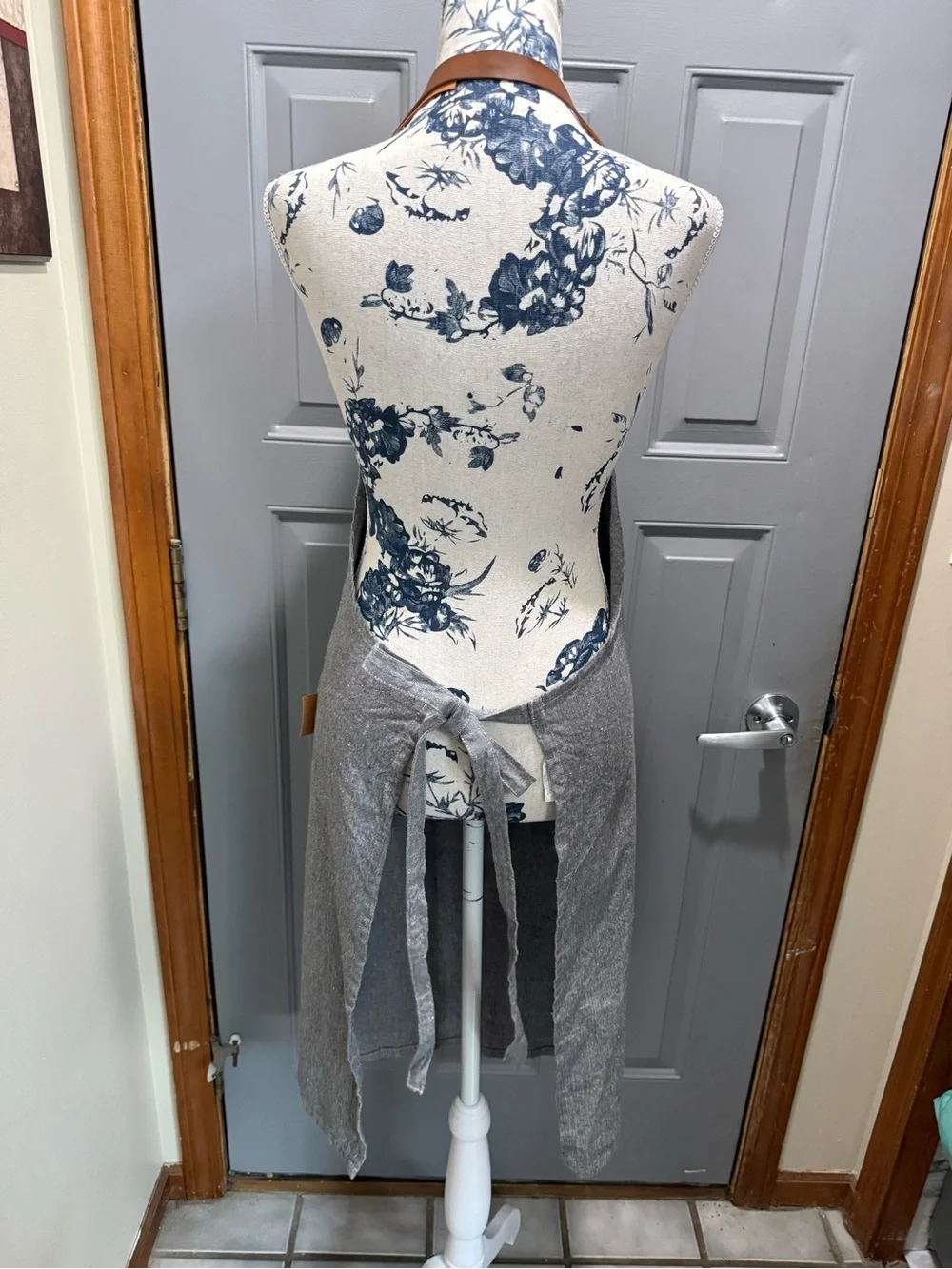 Gray Linen-Blend Apron with faux Leather Neck Straps- Working Kitchen